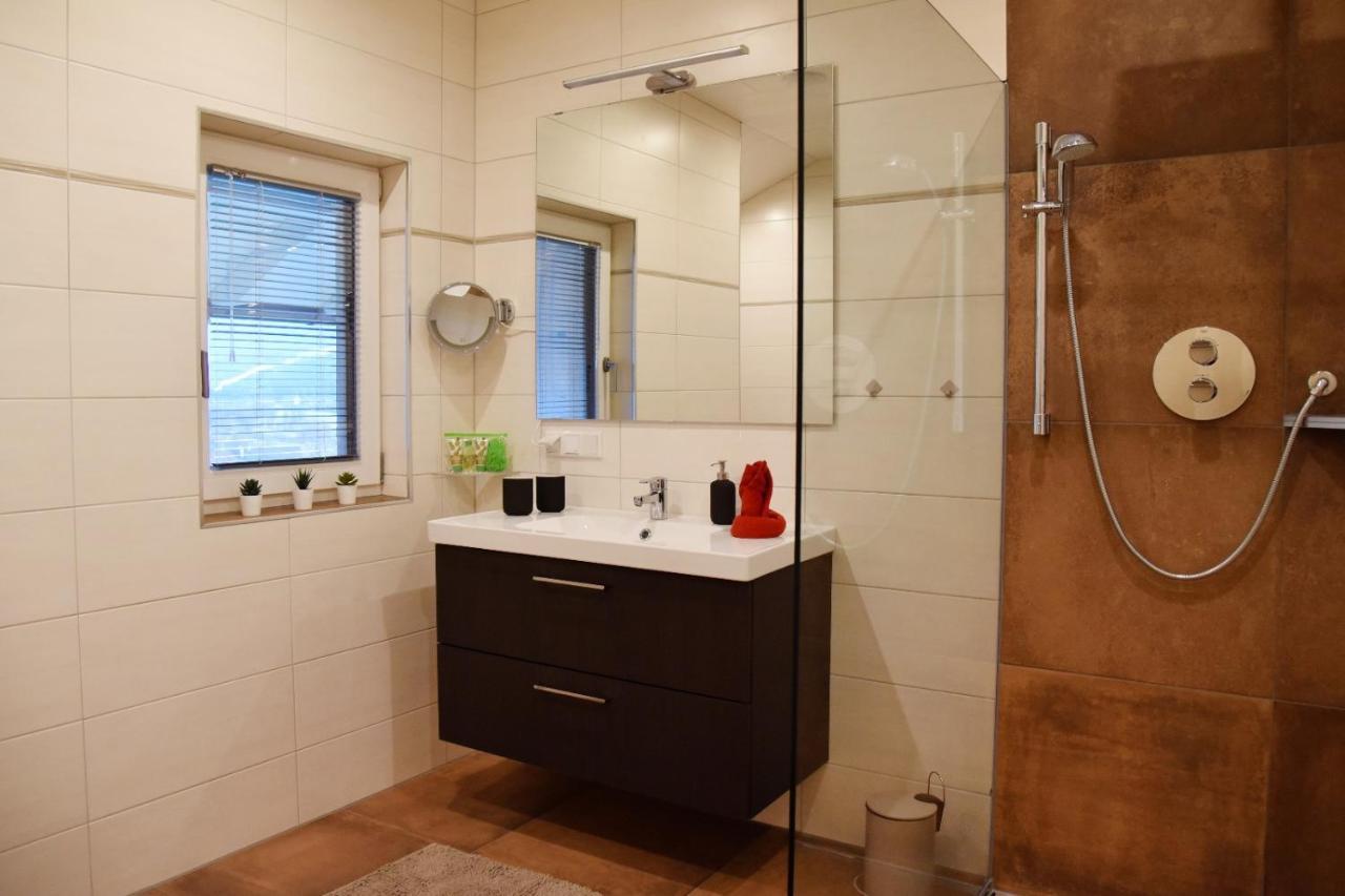 Ferienwohnung Melanie Kirchbach  エクステリア 写真